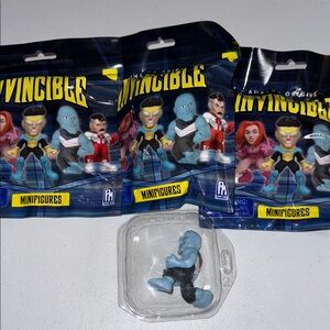 Invincible Mini Figures Phatmojo Blind Bags Set of 4